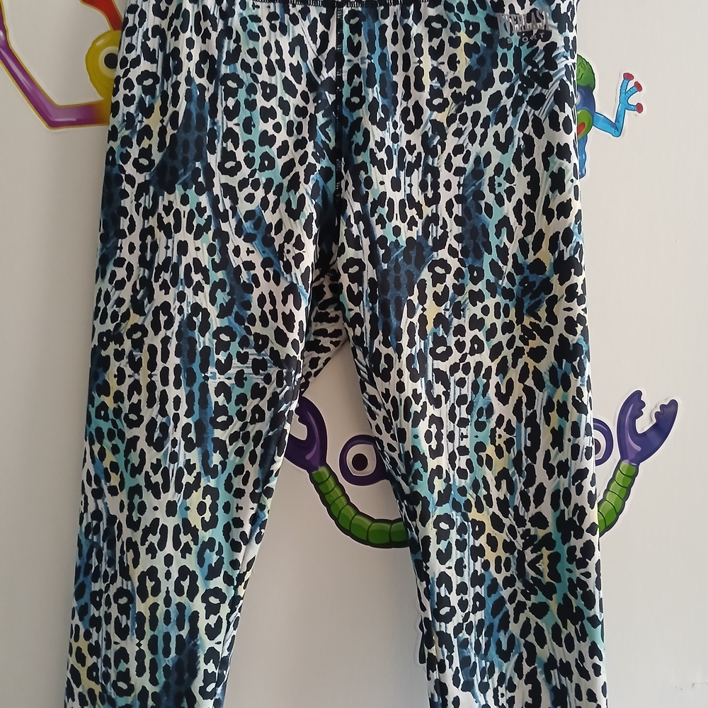 Everlast Blue Animal Print Capri Leggings